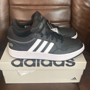Adidas Men’s Hoops 3.0 Low Classic Vintage Sneaker